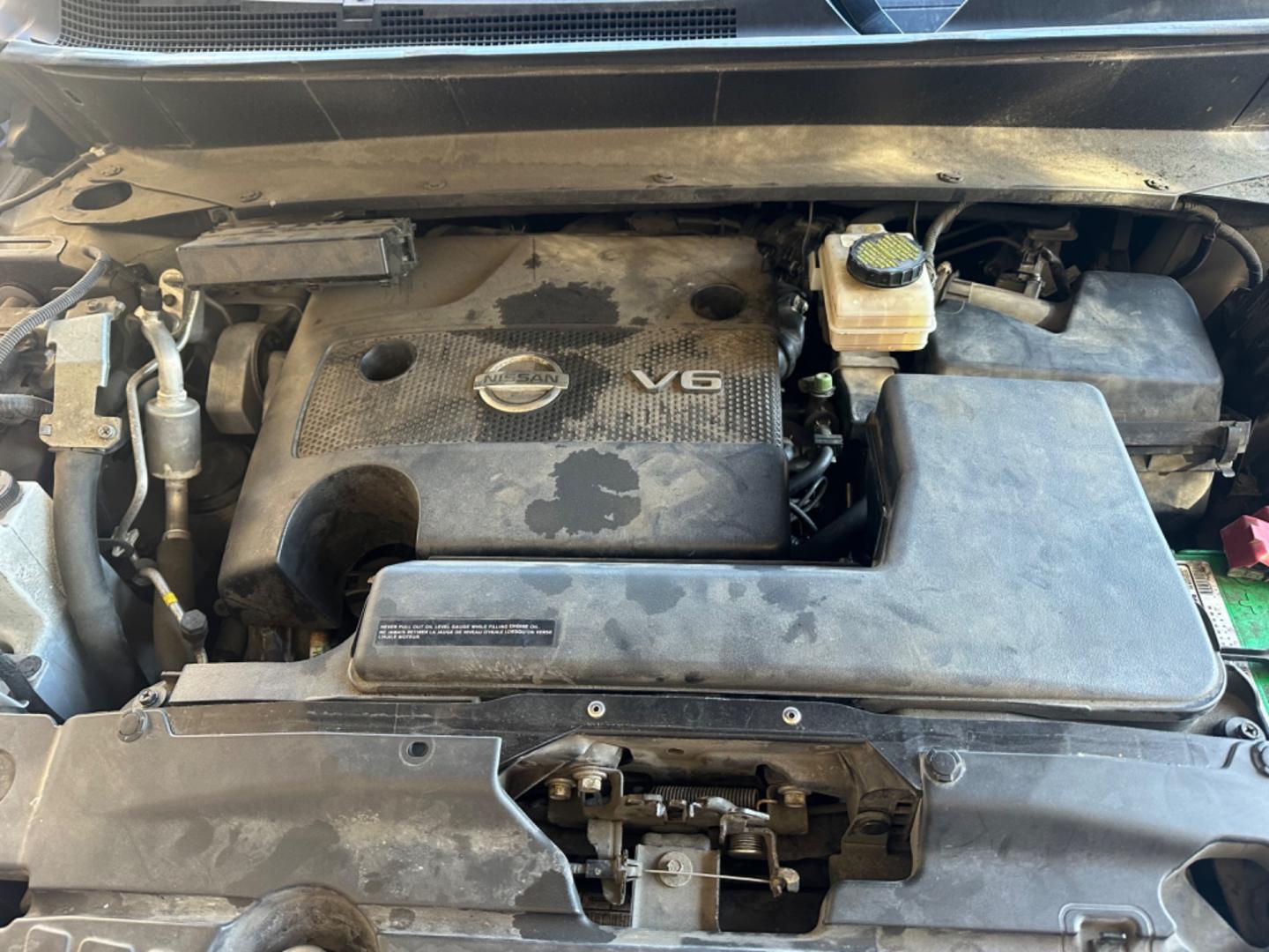 2015 Silver Nissan Pathfinder (5N1AR2MM6FC) , AUTOMATIC transmission, located at 30 S. Berkeley Avenue, Pasadena, CA, 91107, (626) 248-7567, 34.145447, -118.109398 - Photo#17